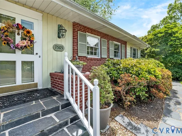 7505 Broadmoor Dr, Henrico, VA 23229