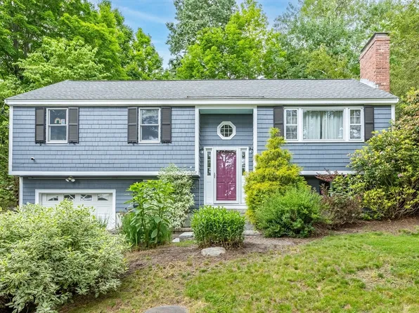 307 Tahattawan Rd, Littleton, MA 01460