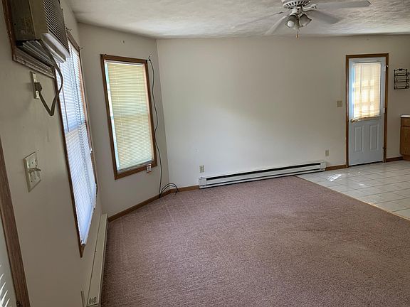 3rd image of 1408 W Trainor Dr #B