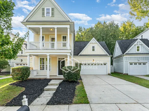 10118 Caldwell Forest Dr, Charlotte, NC 28213