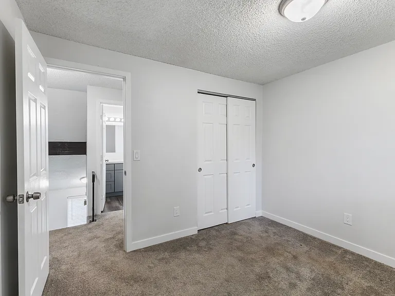 Redondo Ridge Townhomes — Photo 20