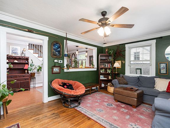 2nd image of 418 James Ave