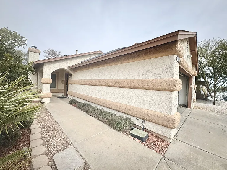525 Tabony Ave — Photo 23