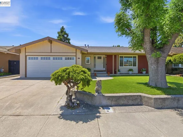 35939 Ashton Pl, Fremont, CA 94536
