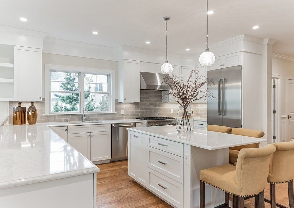 1st image of 185 Hillside Ave #185