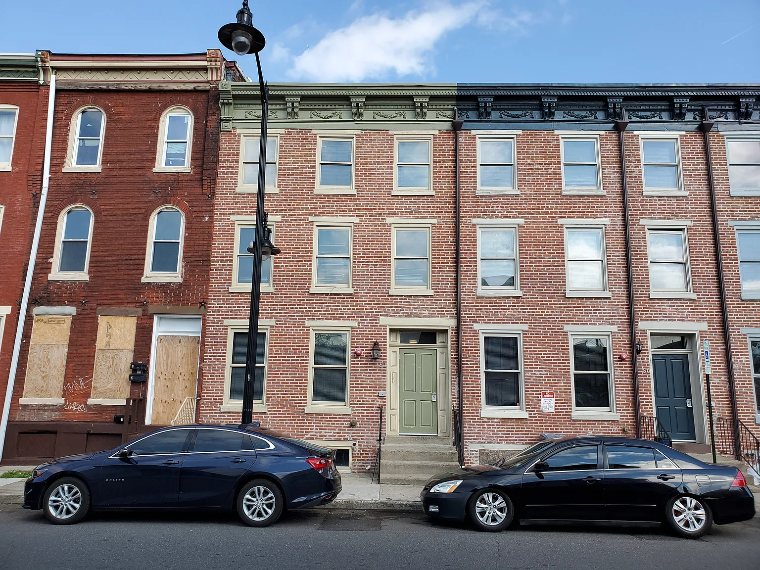 3 bed, $1,850 — Photo 1