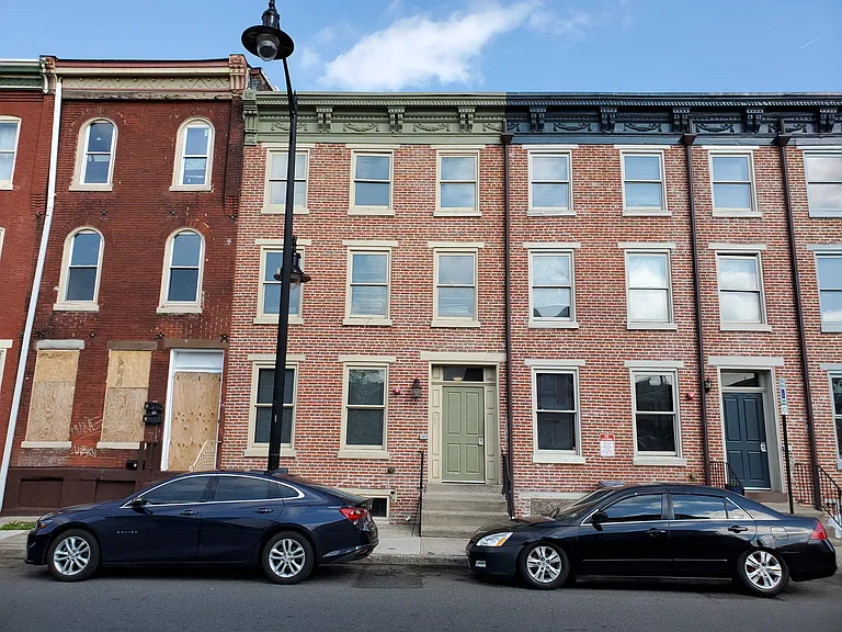 52 N Stockton St #C — Photo 6