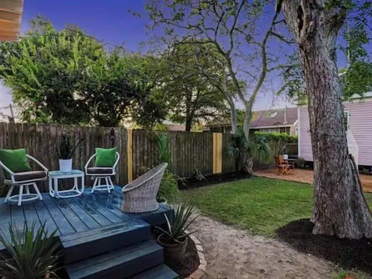 3617 Avenue Q 1/2 — Photo 9