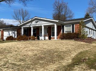 4817 Bankfield Ct, Saint Louis, MO 63128