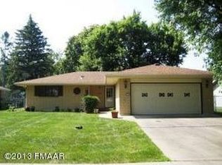 514 21st Ave S, Fargo, ND 58103