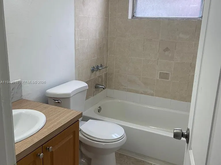 640 E 2nd Ave #A — Photo 5