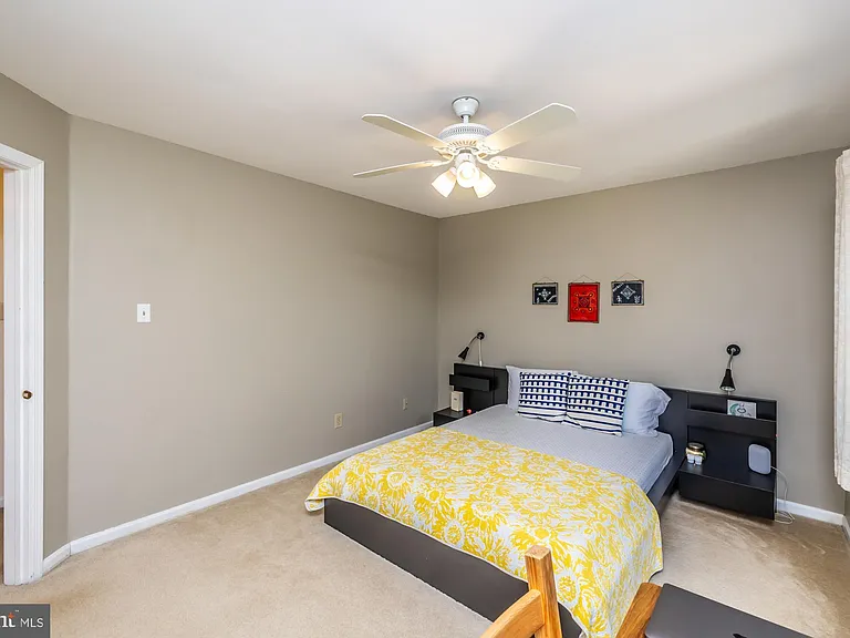 517 Summercroft Dr — Photo 31