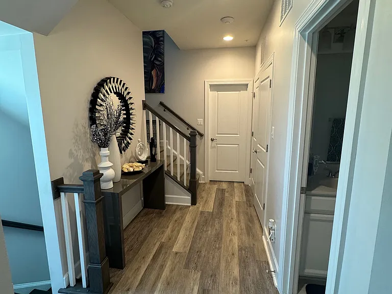 4710 Underwood St — Photo 9