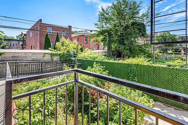 Rented by Rennit Inc. | media 23