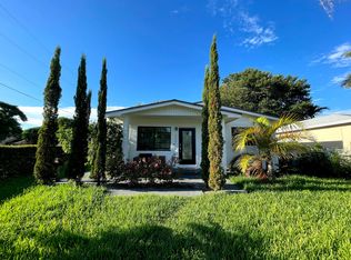 400 NW 82nd Ter, Miami, FL 33150