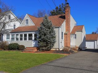 419 Ridgeview Ave, Scotch Plains, NJ 07076