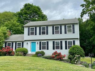 77 Vista Dr, Shelton, CT 06484