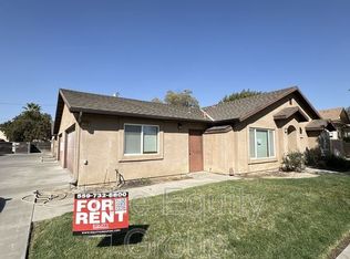 112 W Cameron St #A, Hanford, CA 93230