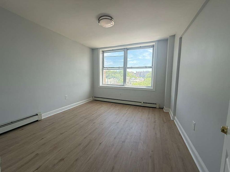1st image of 14 Olean Ave #4A