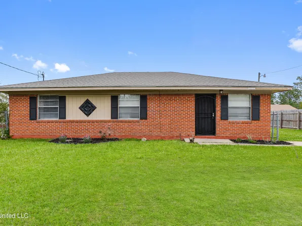 171 Holly Cir, Gulfport, MS 39501