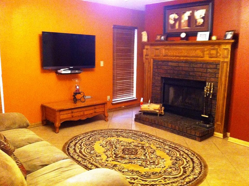 Living Room with Fireplace