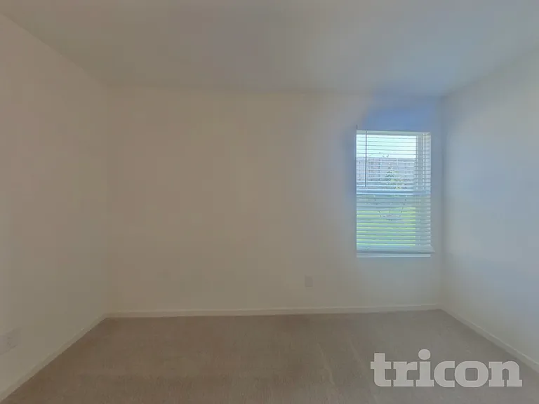 10712 Cowhide Ln — Photo 6