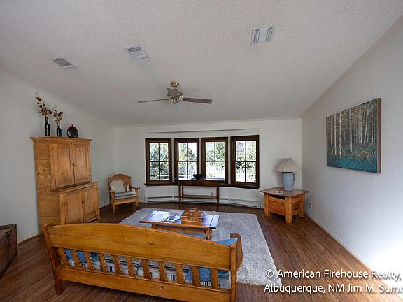 4th image of 193 Barton Rd #A