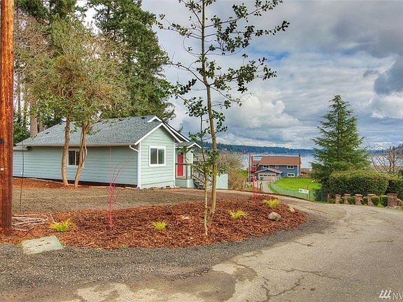 2nd image of 2901 Horsehead Bay Dr NW