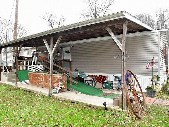 3rd image of 4335 Salt Creek Dr