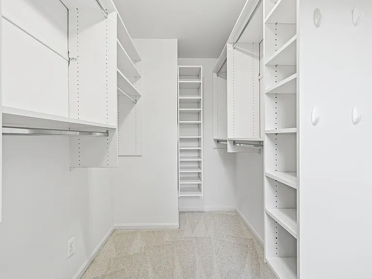 12027 Devilwood Dr — Photo 28