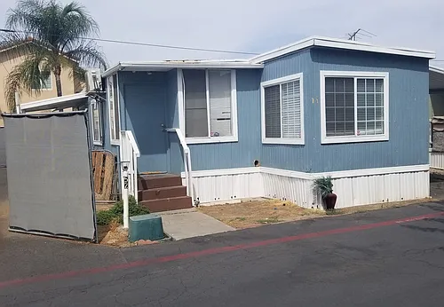 52 Grube St Photo 1