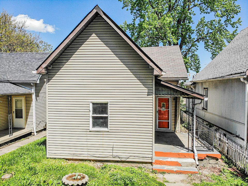 1st image of 1458 Saulcy St