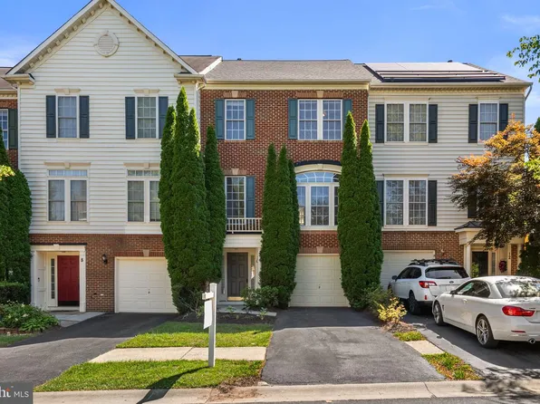 10 Rockingham Ct, Germantown, MD 20874
