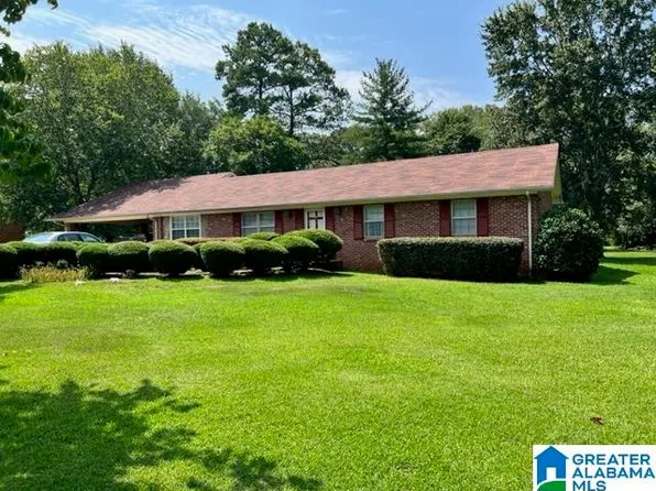 161 Heath St, Talladega, AL 35160
