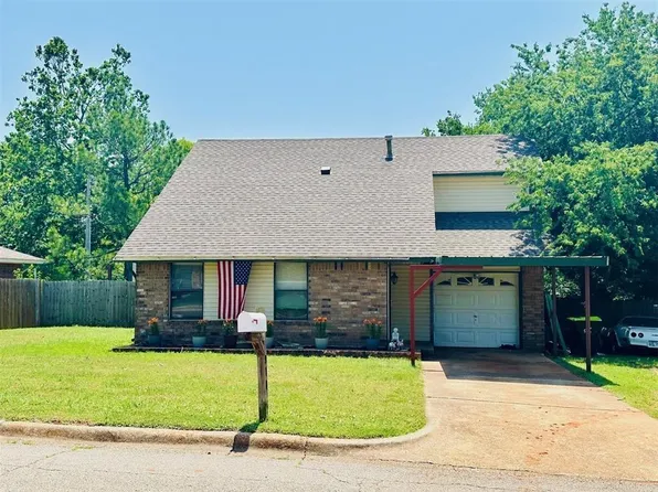 918 Mockingbird Ln, Purcell, OK 73080