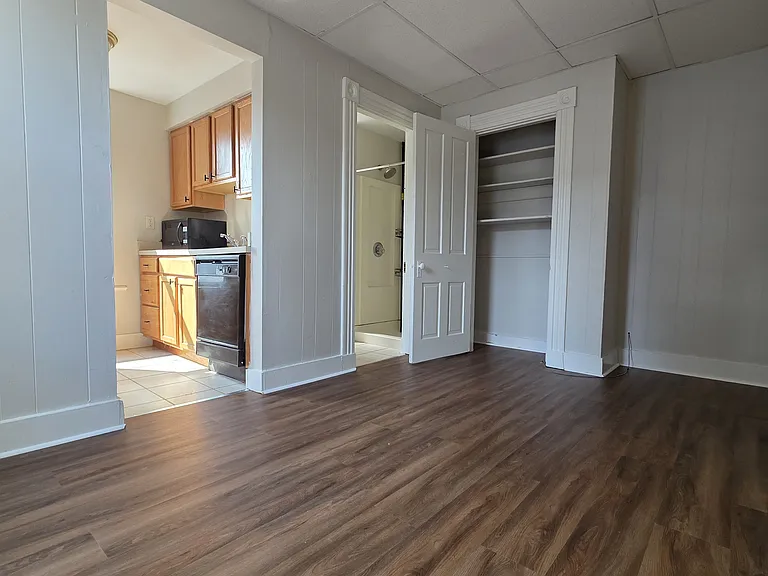 Living room / dining room