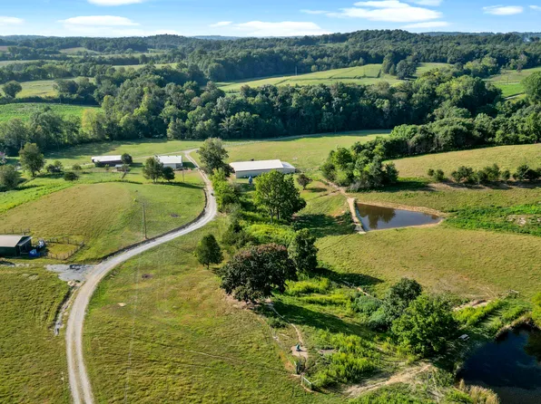 269 Cherokee Trl, Summer Shade, KY 42166