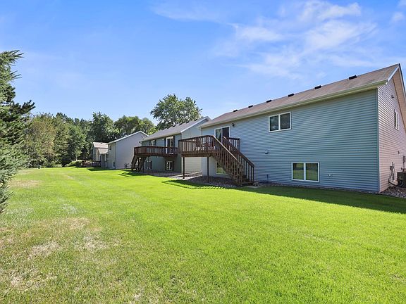 5th image of 25 Pine Tree Ct