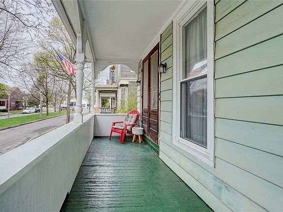 2nd image of 28 Rundel Park