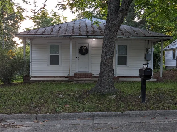 1400 Cardinal St, Rocky Mount, NC 27804