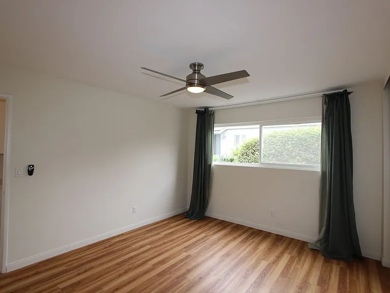 3532 Meade Ave #2 — Photo 10