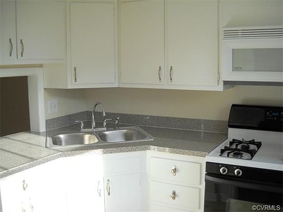 4th image of 701 N Hamilton St APT J
