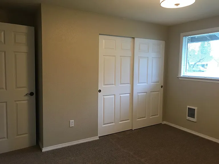 7612 Henderson Blvd SE — Photo 7
