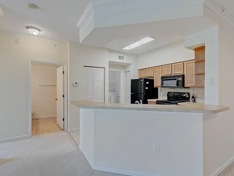 9303 Myrtlewood Cir W — Photo 3