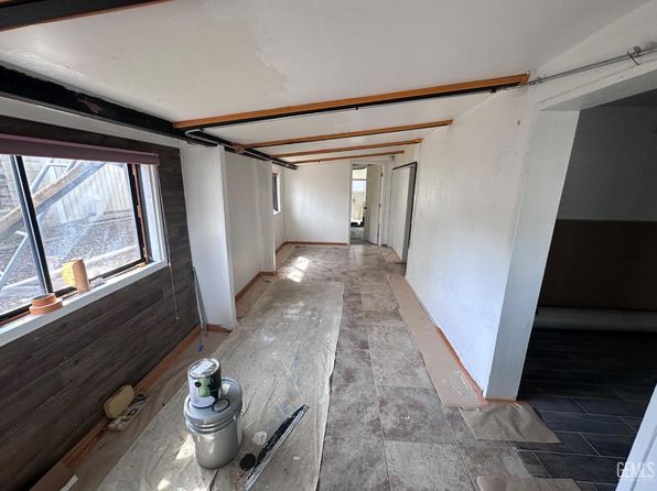 2000 Old Canal Rd, Lake Isabella, CA 93240