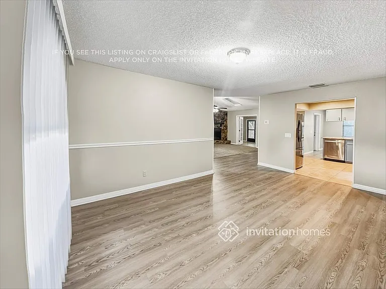 2112 Jonathan Ln — Photo 6