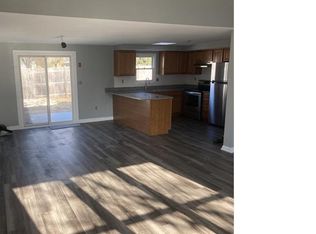 1 Santos Dr, Wareham, MA 02571