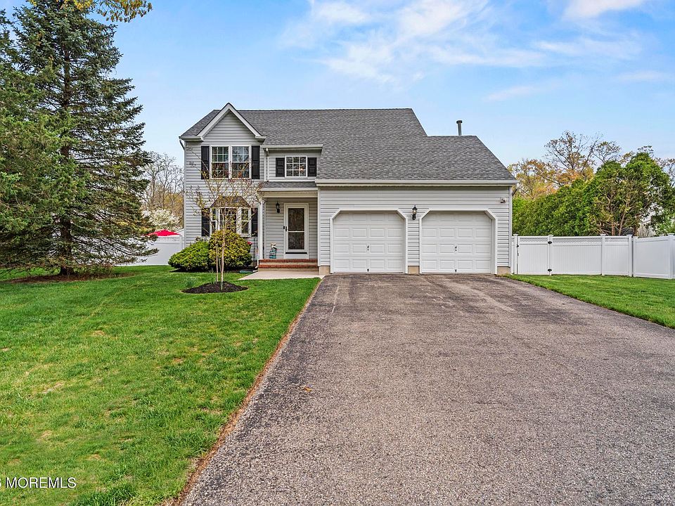 1st image of 981 Feathertree Drive