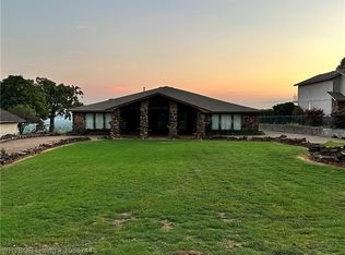 803 Skyline Dr, Van Buren, AR 72956