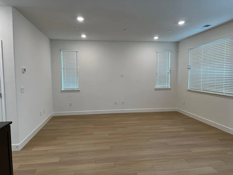 4414 French Dr — Photo 5